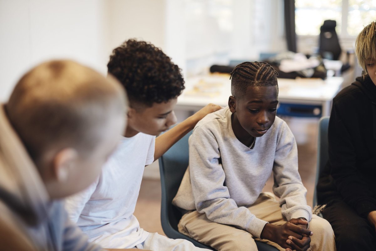 Weathering starts at a young age—we're seeing more evidence of the impact that #racism can have on the #mentalhealth of #Black children. What’s Driving Black Kids to the ER? buff.ly/3MCDfjU by @margoasnipe via @CapitalBNews CC: @AmandaJoyMD @MaxieMoreman