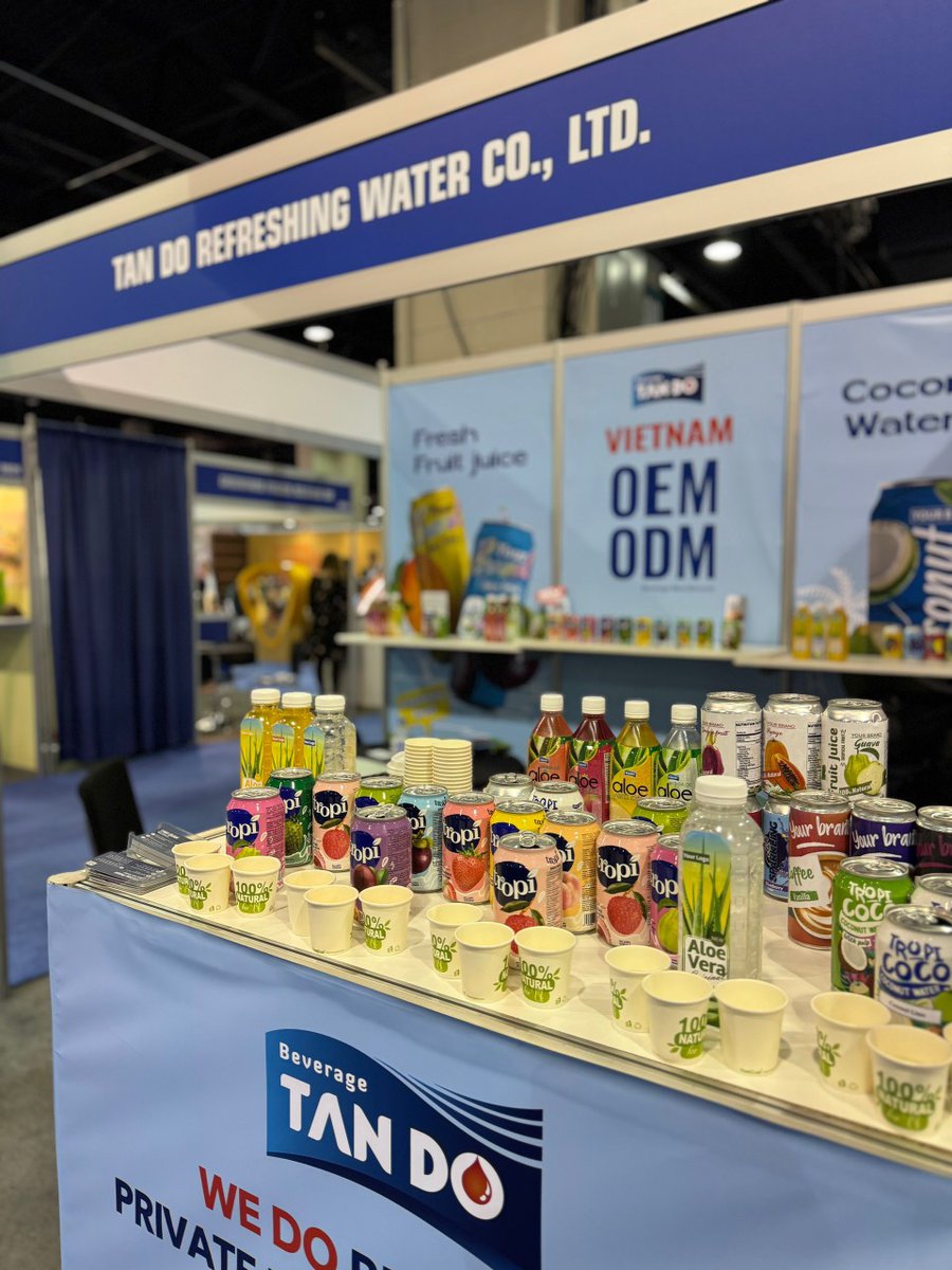 TanDoOfficial's tweet photo. ⏰Last day at the PLMA Store Brands Phenomenon Trade Show⏰
🍹🧉Our mango, passion fruit, coconut water juice drinks are a hit with visitors! 

WhatsApp/Mobile: 098 295 89 18

#PLMA2023 #tandobeverage #privatelabel #storebrands #tradeshow #plma https://t.co/Titvw3tRWR