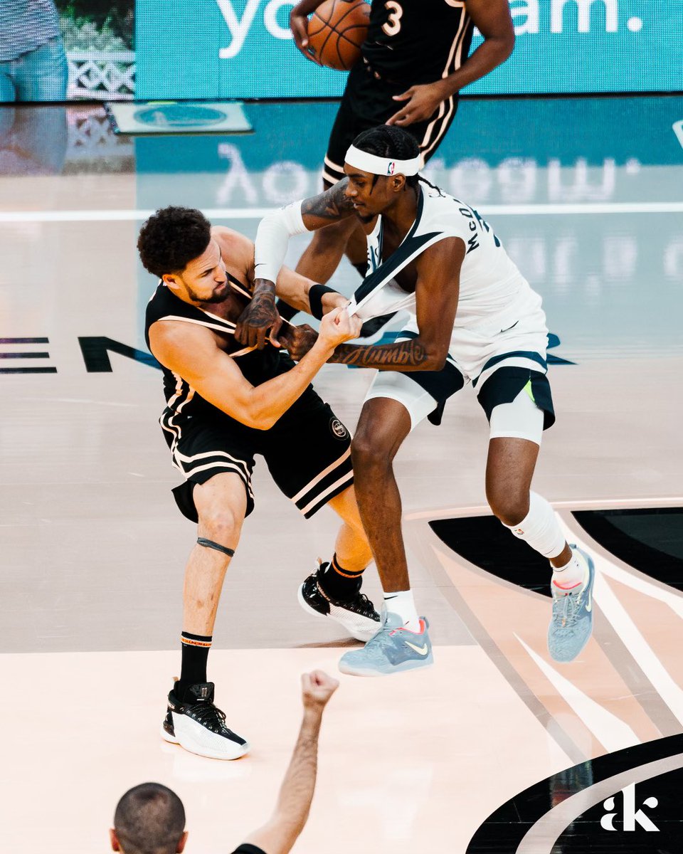 TheWarriorsTalk's tweet image. FREE SMOKE 💨 

📸 Alex Key