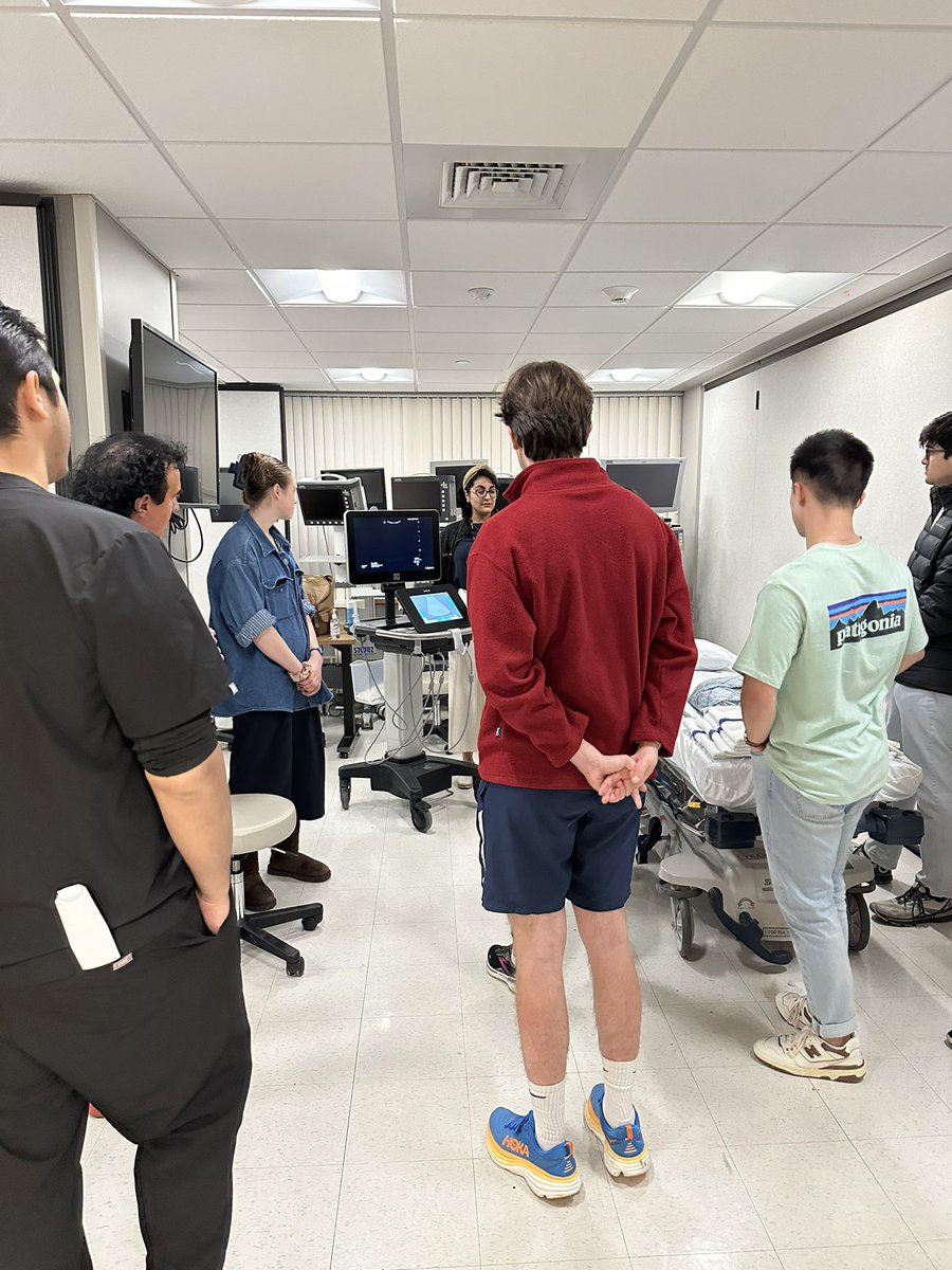 Fantastic to organise & teach the Harvard Medical School students POCUS for the second year in a row! Thank you to STRATUS for hosting us! @BrighamSono @mghedus @harvardmed @harvardsono @EMRES_MGHBWH