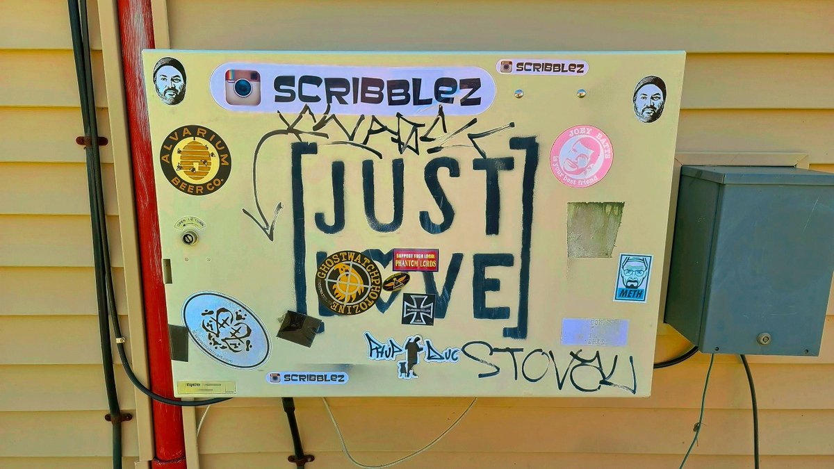 missingaliens's tweet image. 