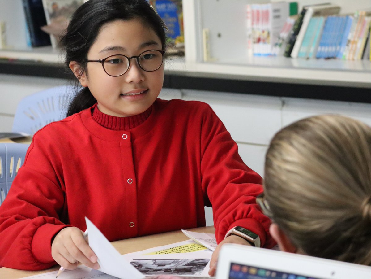 NIS_IndvSoc's tweet photo. Do you have what it takes to be an archeologist? Grade 6 students are doing their best to #NISinquire and see what they can learn by examining the tools and technologies prehistoric humans had access to. https://t.co/09etTsbkV1