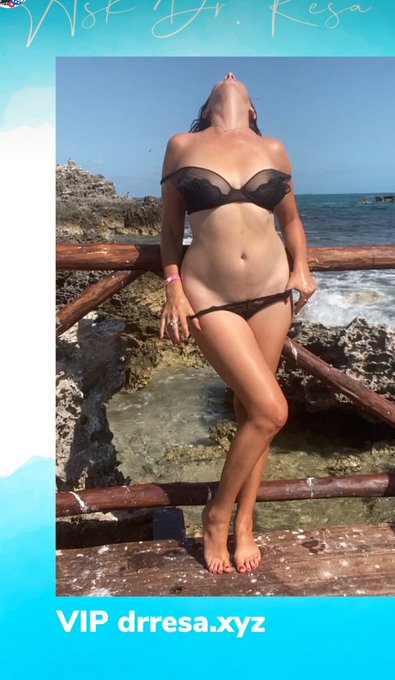 Only $3.75 for a whole month of sexy photos, videos, live streams &amp; more. https://t.co/6vCt0X6Sqs Click<a href="/tag/drresa"class="tags"><span>#drresa</span></a>