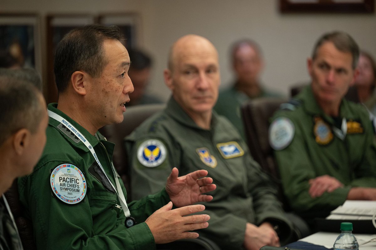 JASDF_PAO_ENG's tweet photo. Nov 13, Gen Uchikura, COS, #JASDF participated in #PACS23 in Honolulu. Sharing views on current global affairs, they confirmed an importance of cooperation with its ally, like-minded countries through discussion with air chiefs of participating countries.
🇯🇵🇺🇸🇲🇳🇩🇪🇵🇭🇦🇺🇮🇳 https://t.co/eL563mXhdo