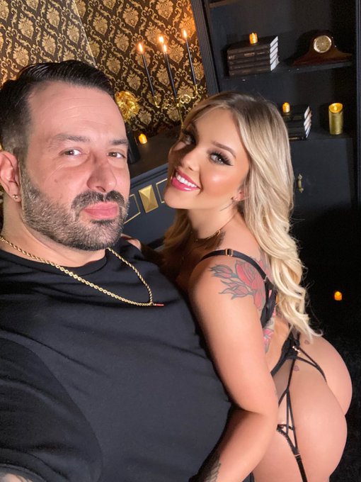 @kaliroses stopped by to say &ldquo;hi, let&rsquo;s fuck!&rdquo; https://t.co/cUSgG0rOtl<a class="tags" href="/tag/kaliroses">@kaliroses</a>