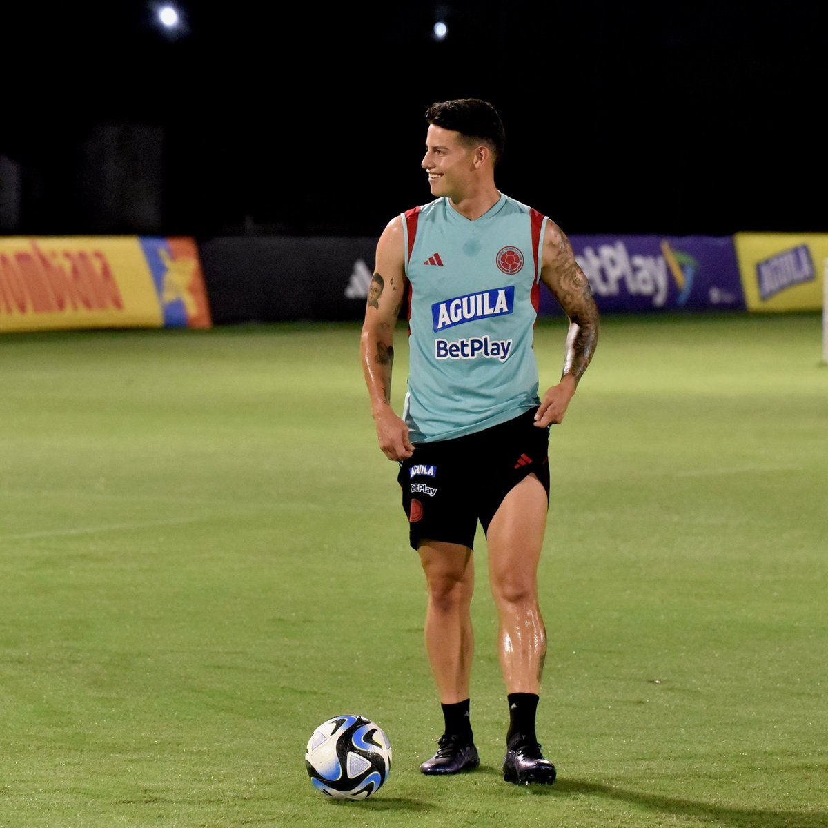 James Rodríguez pelo @SaoPauloFC: ⚔️5 jogos (2 titular) 🅰️1 assistência  ⏰176 mins jogados 🔑5 passes decisivos (!) 🛠️2 grandes chances criadas ( -  Thread from Sofascore Brazil @SofascoreBR - Rattibha