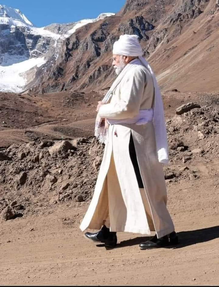 mervinJeyamani's tweet photo. இந்த உலகத்தில், ஒருவன் தன் வாழ்நாளின் ஒவ்வொரு நிமிடமும் நடிக்க முடியுமென்றால் அது இவரால் மட்டும்தான் முடியும்!
#actingBJP
#actorModi https://t.co/pq3QbT5x5V