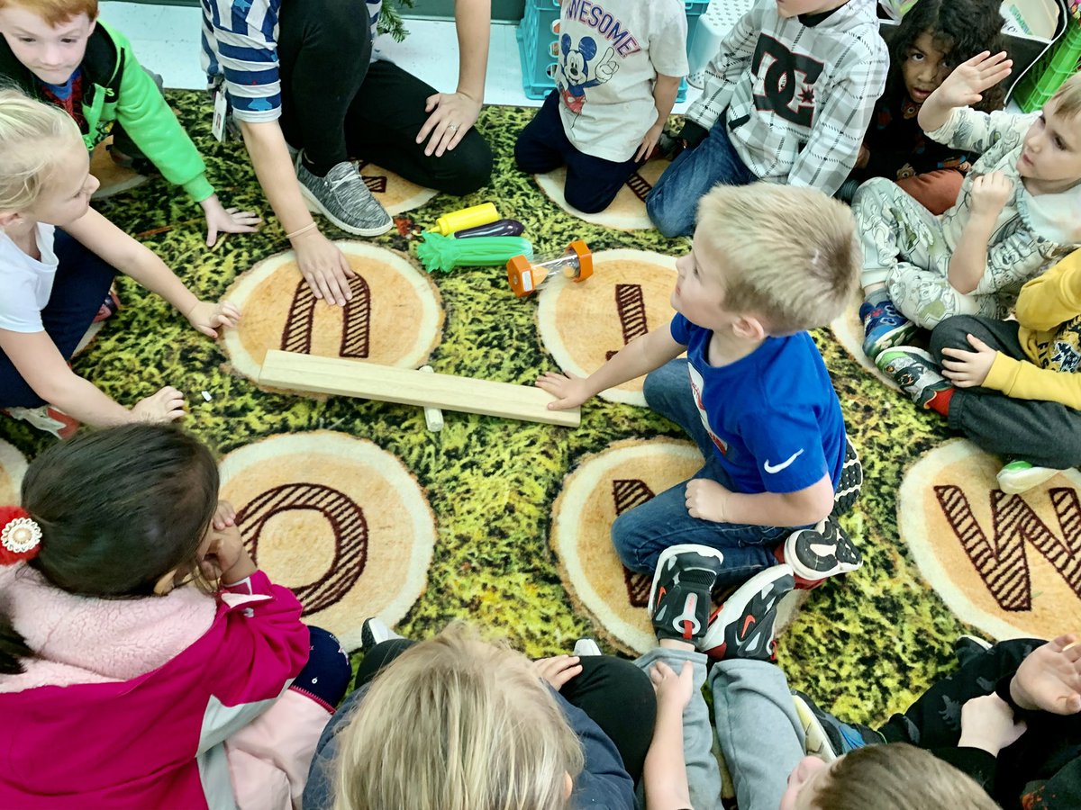 The little engineers in Casey Munson’s #HCSPreschool class <a href="/LakewoodBruins/">Lakewood Elementary</a> created &amp; tested catapults to try to get Mr. Eli the Elephant over the fence after he ate too much &amp; couldn’t jump the fence during the circus performance.🐘🎪#HCSBetterTogether #MissMaryMack #STEAM