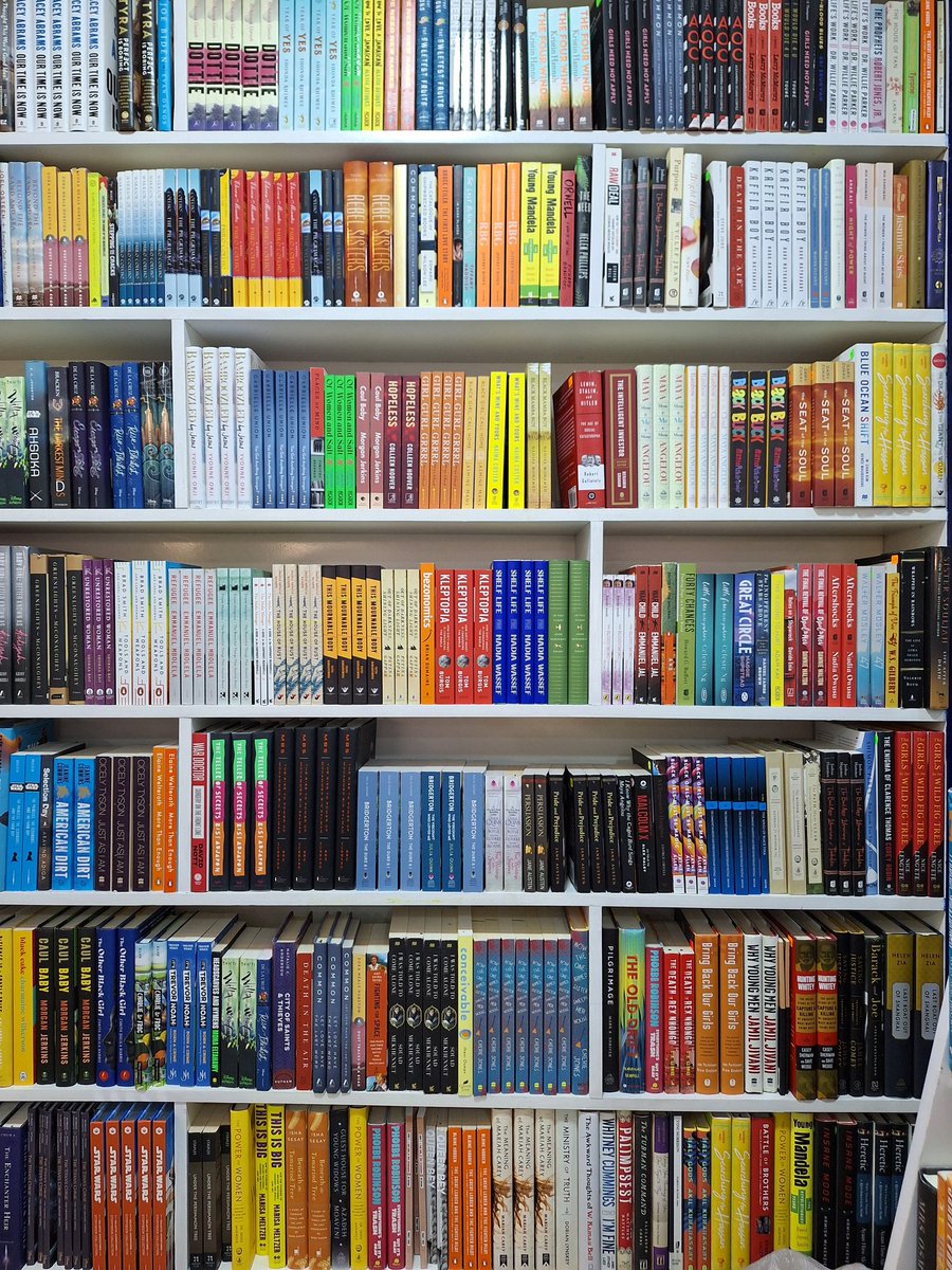 MrSanawa's tweet photo. How about some refreshingly amazing books? 

Talk to me 0702439355❤ https://t.co/Uvv8Ew6VTb