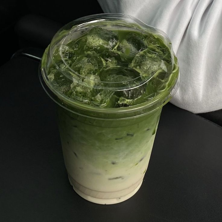 etherealdior's tweet photo. matcha >>> https://t.co/zcVW3CcQpW