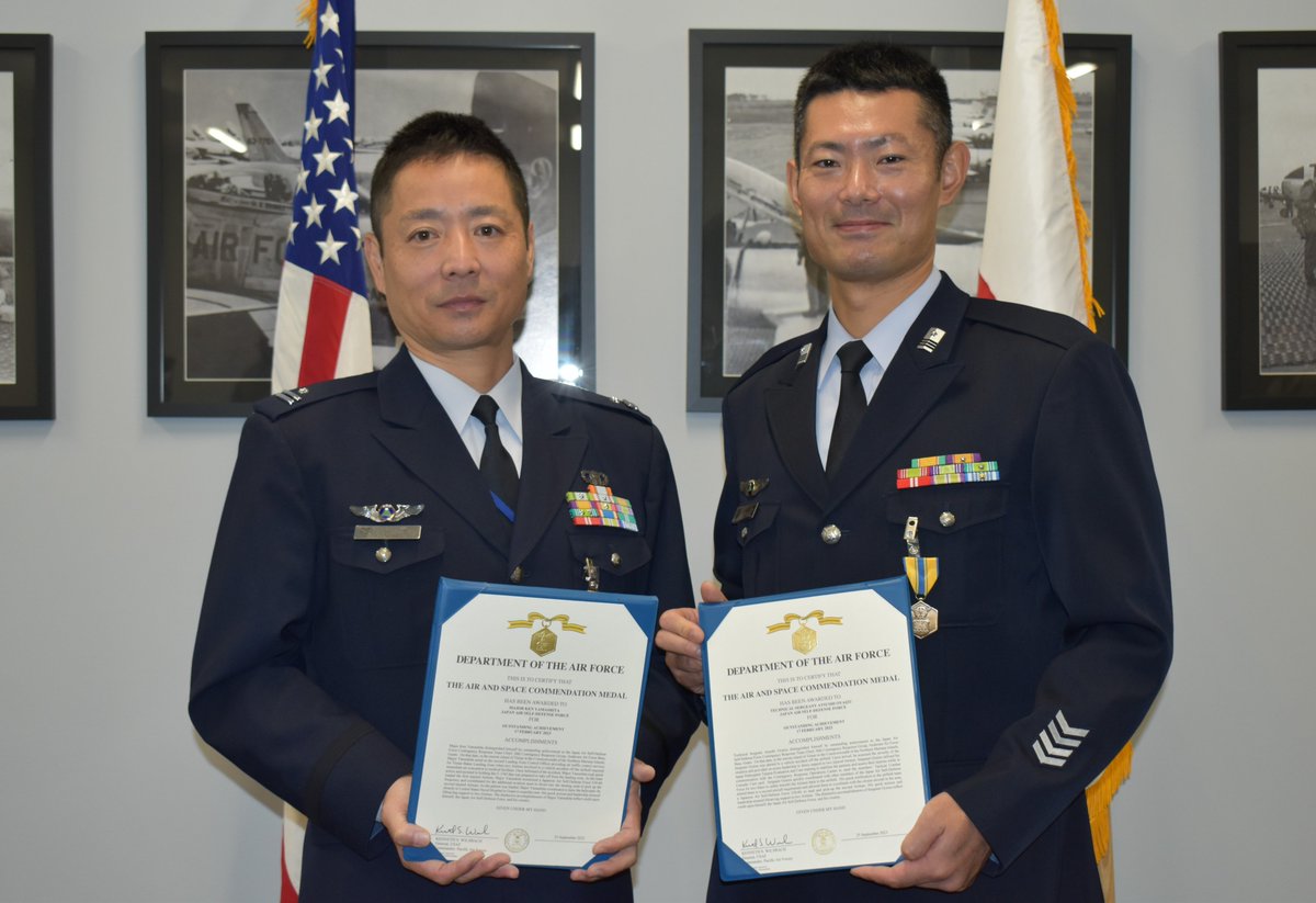 Today, two members of @JASDF_PAO_ENG were awarded the Air and Space Commendation Medals in recognition of their contribution towards the rescue effort of two injured US service members during the exercise Cope North 23 in February. Congratulations, and thank you Tomodachi!!