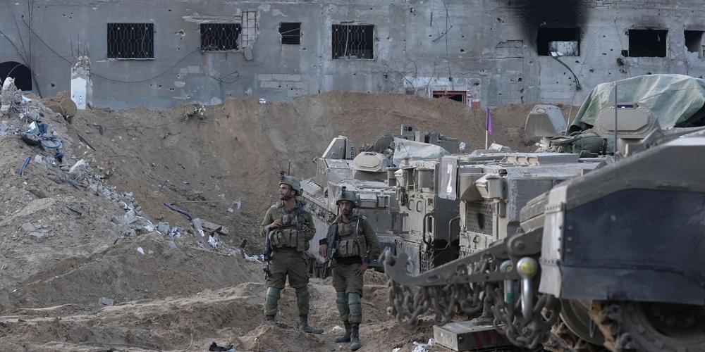 OpexNews's tweet image. 🇮🇱🇵🇸 "Les bombardements de la coalition internationale à #Mossoul et à #Raqqa étaient indiscriminés et disproportionnés, pas ceux de #Tsahal à #Gaza. Et ce sont les miliciens du #Hamas qui tirent sur les civils et les patients des hôpitaux quand ils tentent d'évacuer, sous