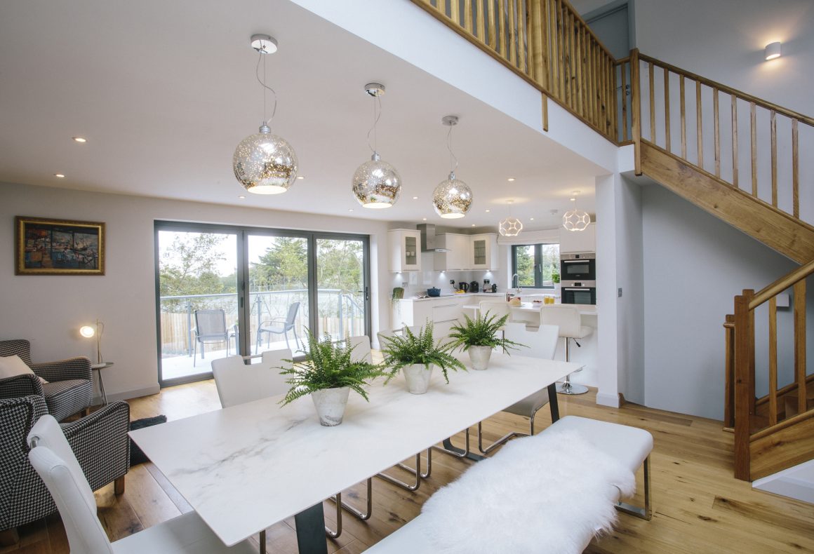 Perfectly positioned between Polzeath and Daymer Bay, Appleby welcomes ten guests plus your canine companion across three floors of contemporary coastal living. What's more, save 15% this Christmas and New Year on your idyllic festive retreat. Book here: latitude50.co.uk/explore-our-pr…