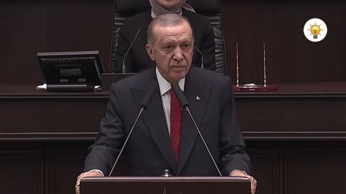 🔴 SON DAKİKA | CB Erdoğan:

'Bu olay haçlı-hilal meselesidir.'