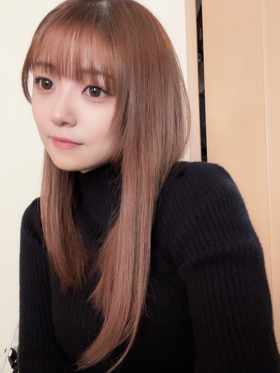hinaho_0303's tweet photo. 髪めっちゃ伸びた！👩 https://t.co/nzrJ8fxEmd