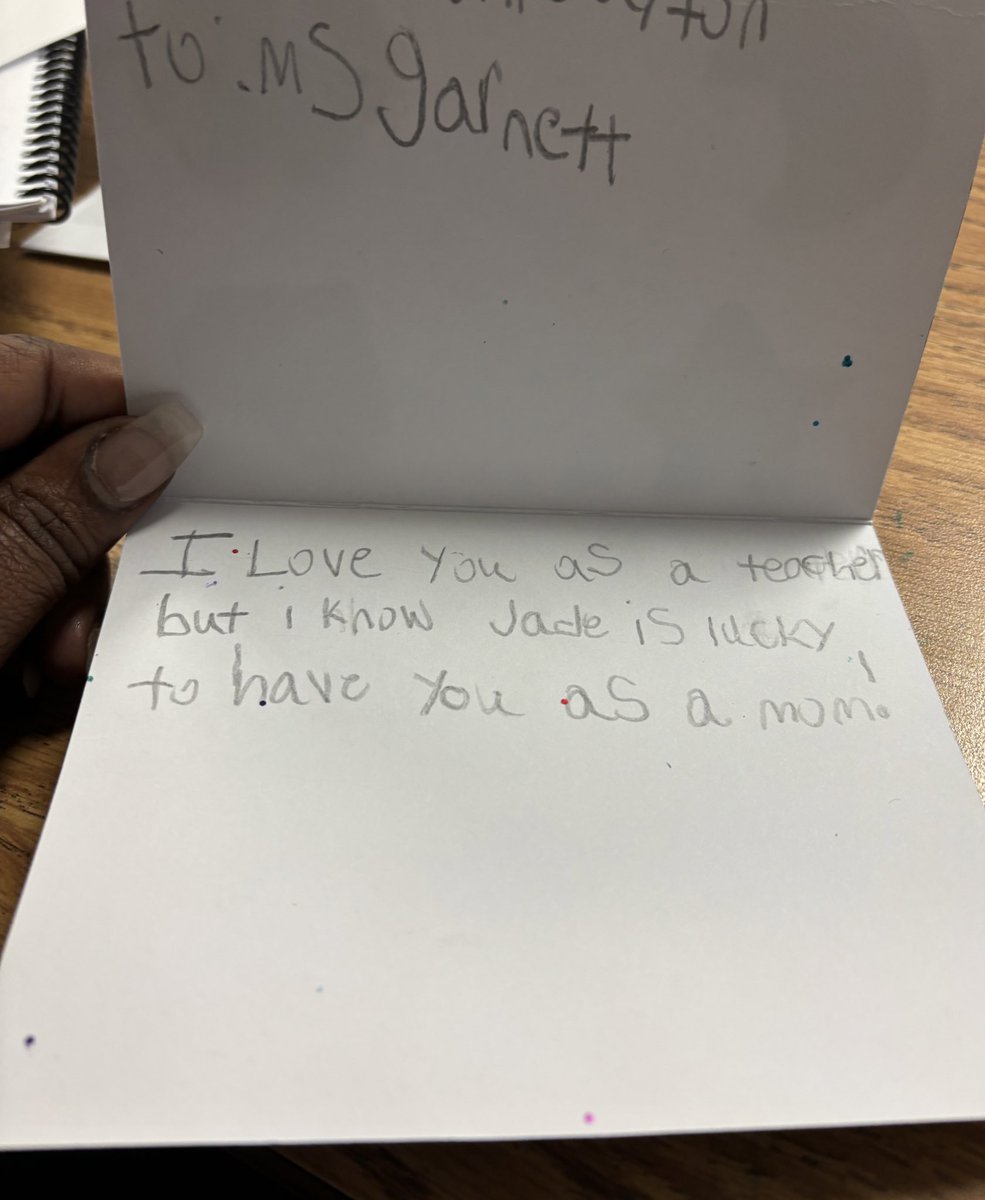 erickaG_Smith's tweet photo. The best part of being an educator when I get thoughtful and artistic messages like this from my kiddos!🥰 https://t.co/nAUmd3qZeE