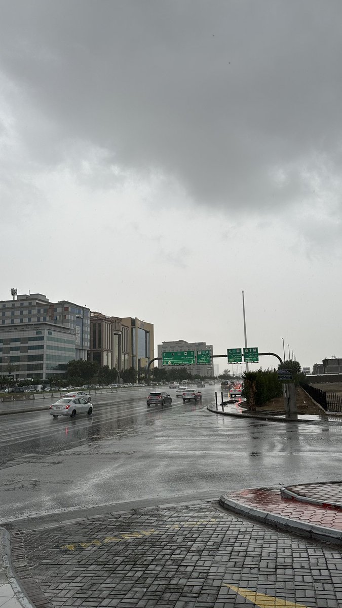 جيت وجبت الخير لـ #جدة 😍♥️⛈️