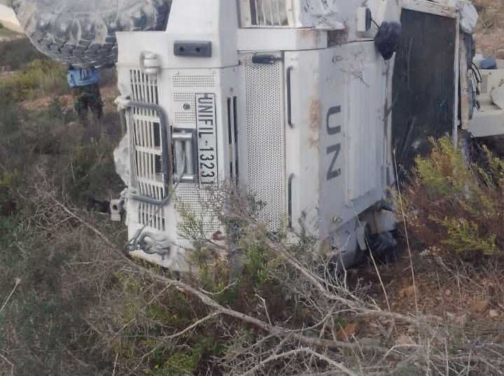 تدهور آلية للوحدة الغانية في بلدة البستان قرب مروحين واصابة ثلاثة عناصر بجروح 
"المركزية"