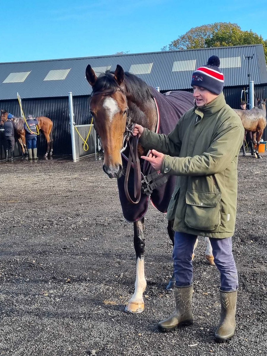 OldGoldRacing's tweet photo. Picks Lad loved seeing his owners last week π
All being well, Pickse debuts for Owners, Old Gold, @Harry05Derham and @OLBG tomorrow @MarketRasenRace
πΈ- Lou, Karen, Kevin & Jennie π
#offracing #debut #olbgracing #oldgoldracing #ownapieceoftheaction #getyourheartracing https://t.co/6bHtvvJPsW