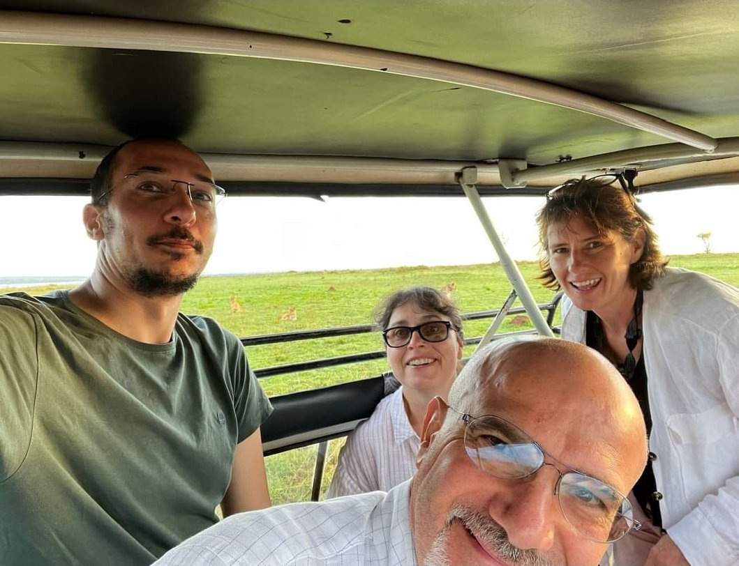 Selfie with lions 
#Murchison falls trip #gamedrive #ugandawildlife