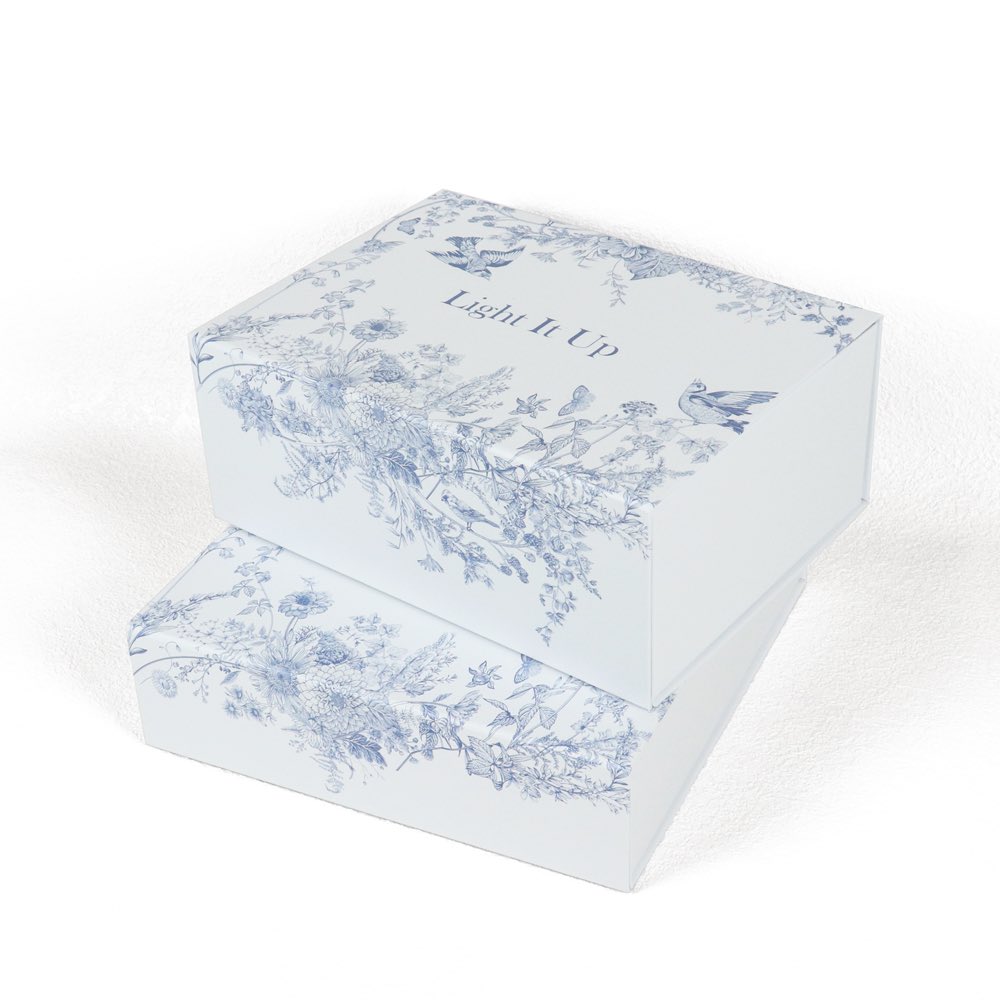 crownwinalice's tweet image. Whether you&apos;re packaging jewelry, cosmetics, or other special gifts, these folding gift boxes provide a unique and elegant solution. Let packaging become a part of your gift, adding more surprises and aesthetics to your special moments.#giftbox #paperbox #foldingbox