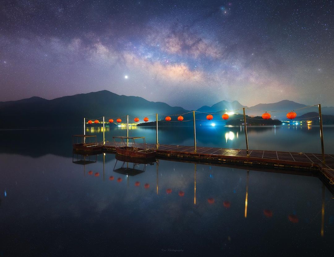 The waves are a wonderful sight on the sea, but she is more like a dancer. She can make people put aside their worries and enjoy it to their heart's content.