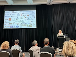 Launching the TSI Applied Conservation Hub at #ICTC23! Acknowledging both the Country on which we work but also all the many, many collaborators involved in @ThreatenedSpGen. Thanks to everyone involved especially @BioplatformsAus @Sydney_Science @Science_DBCA @TSCommissioner