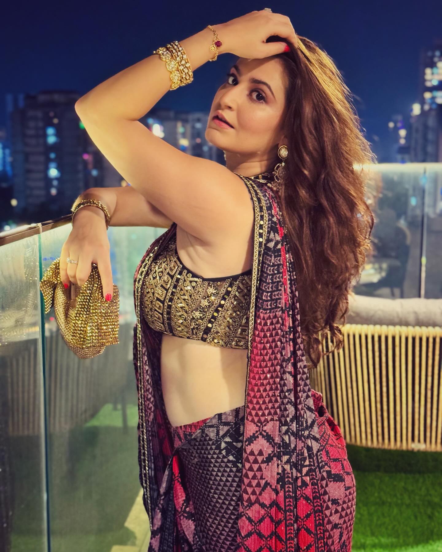 F-9ApDMbQAAb4N-?format=jpg&name=large