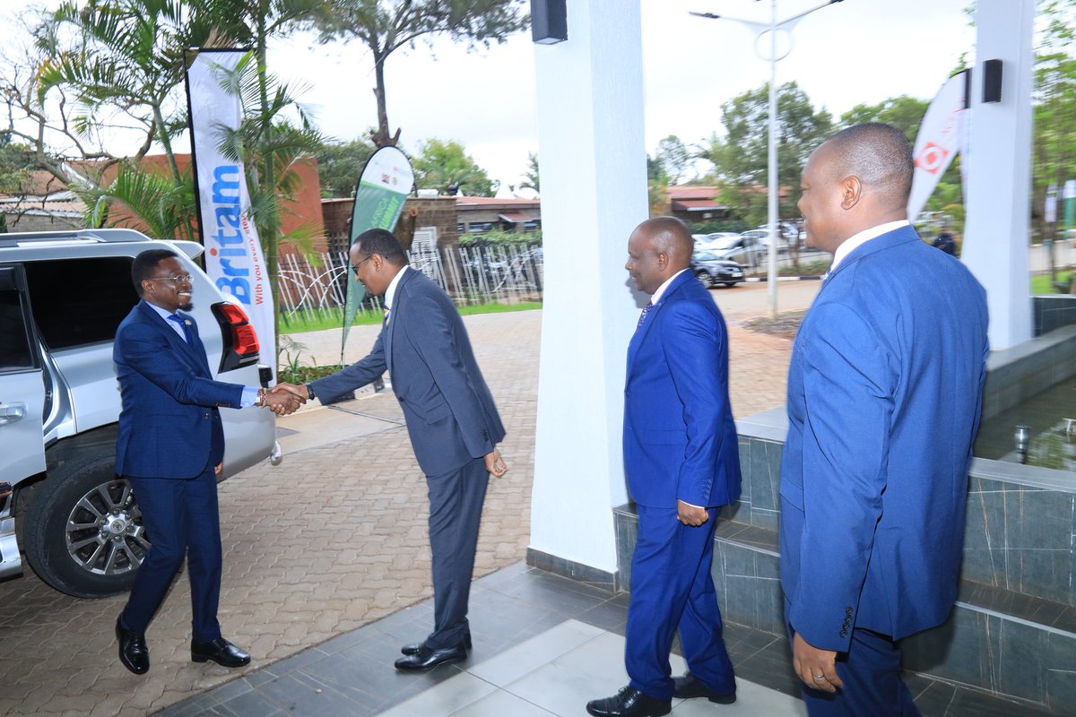 KENIAupdates's tweet image. HAPPENING NOW!!! #KIW2023CommonwealthEdition Breakfast meeting.

In attendance @moyasa_ke CS @AbabuNamwamba, @SDY_Ke
PS @IsmailMaalim19, Track leaders, Development partners, Sponsors among other Key Stakeholders within the Innovation ecosystem.