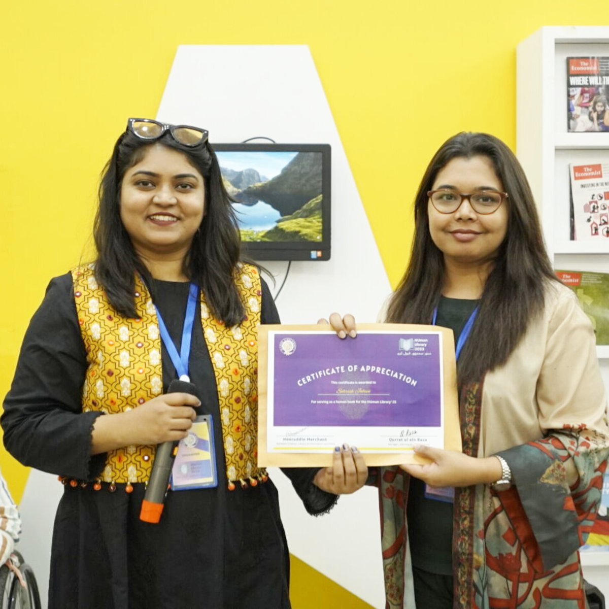 Sehrish_Jabeen_'s tweet image. I am sincerely grateful to #HabibUniversity for providing me with the chance to serve as a #HumanBook in the #HabibHUmanLibrary.

افراد کے ہاتھوں ميں ہے اقوام کي تقدير

ہر فرد ہے ملت کے مقدر کا ستارا