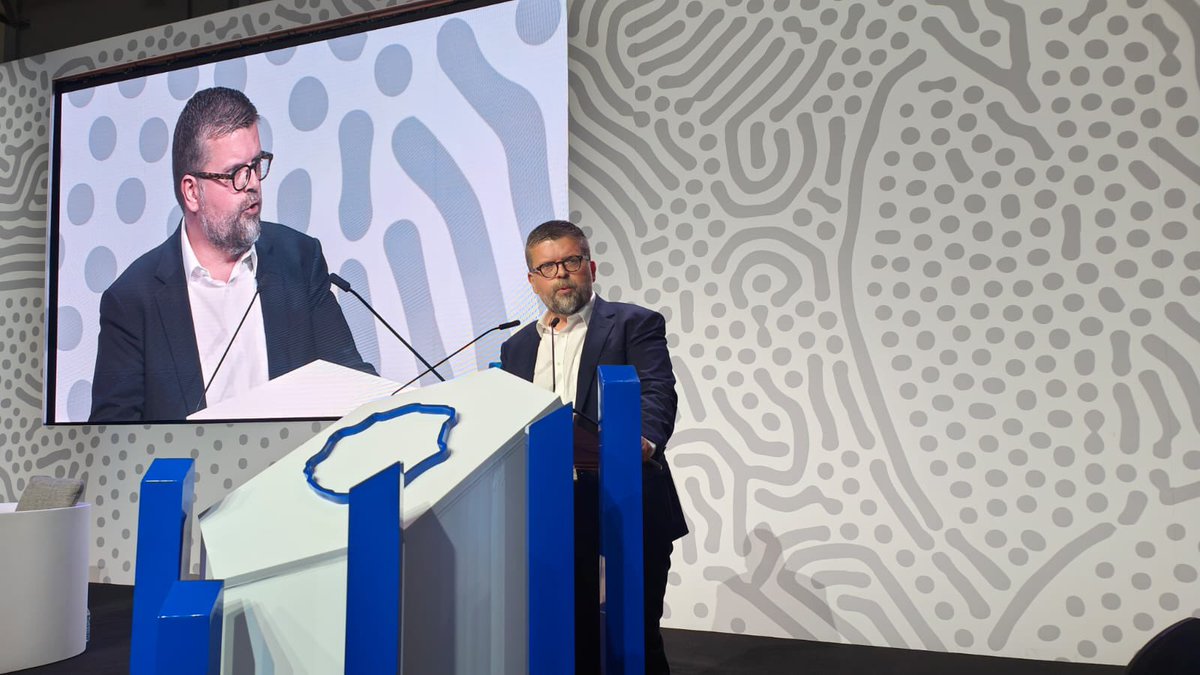 unccas's tweet photo. "L’@Unccas se doit d’être le porte-voix et le relai des territoires ultramarins, pour la richesse et l’innovation que vous portez, pour les particularités et les difficultés que vous vivez au quotidien", déclare @luccarvounas #outremer #RencontresUnccas https://t.co/3LU9mWRdoE