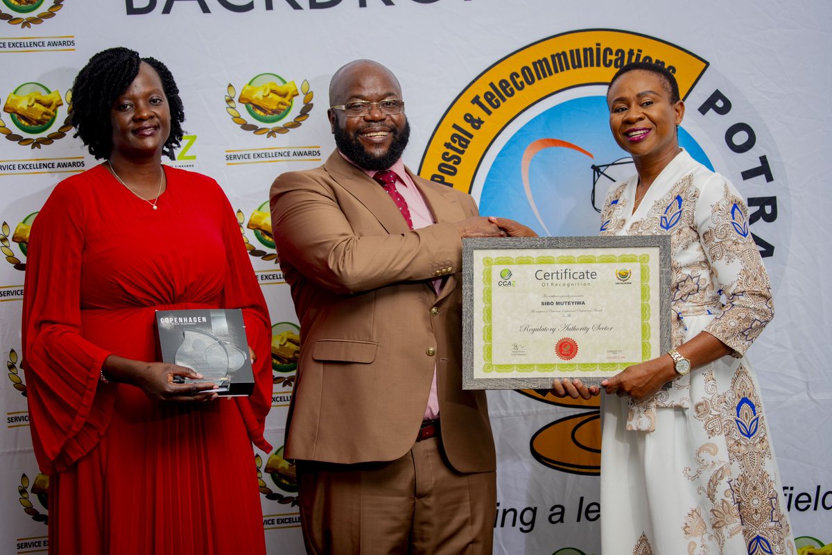 CCAZ2's tweet image. Congratulations to @Sibo Muteyiwa from @Potraz for winning the Customer Experience Professional Award under the Regulatory sector at the Customer Experience Convention in Mutare.
#customerexperience
#serviceexcellence
#ccaz