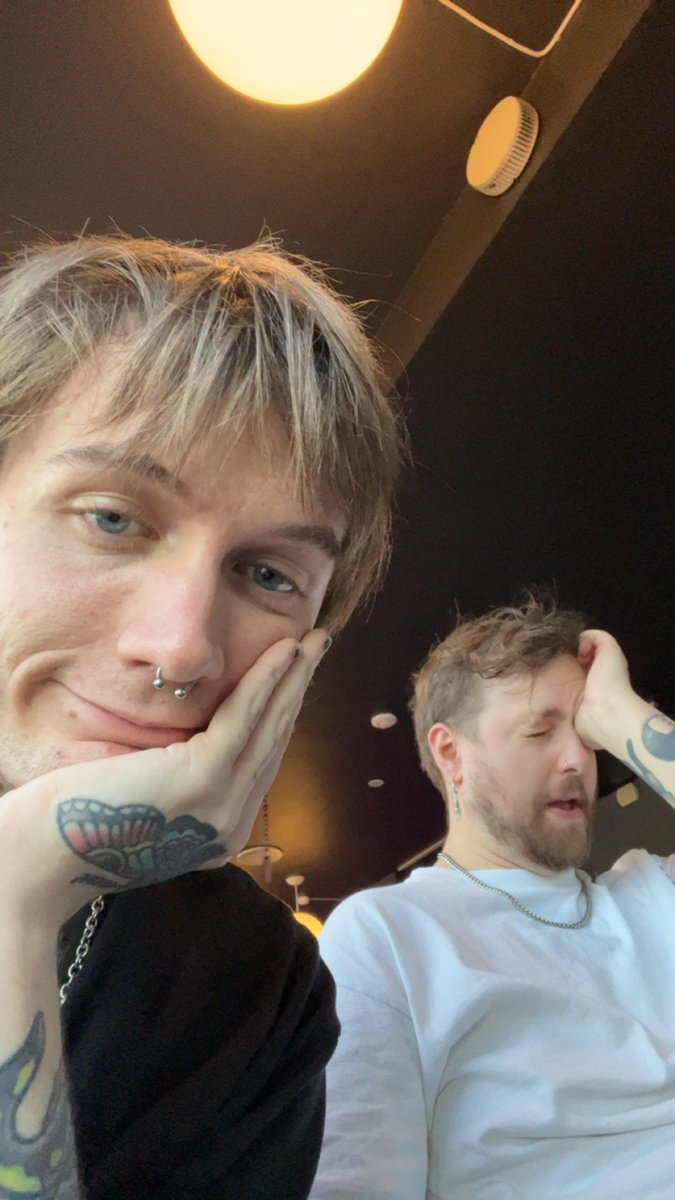 those without tweet media