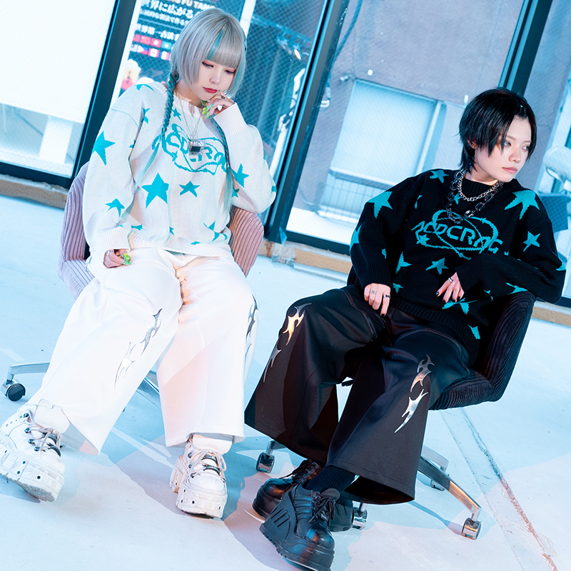 acdcrag's tweet photo. 🌐💻スペシャルプレゼント💻🌐

抽選で『2名様』に当店新作、

【FutureTrip ニット】をプレゼント🎁🎁

星柄のポップなセーターです💫💫

ブラックorホワイト選べます！！

🧷応募方法
① @ACDCRAGをフォロー
② このツイートをRT
🧷締切 11/19(日) 24:00まで
※非公開アカウントは対象外となります。 https://t.co/aEJBJCnARu