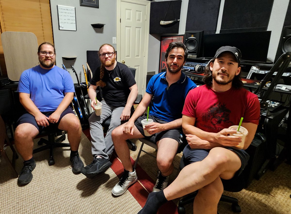 Just some chill folks talkin about music in muh office earlier this year.