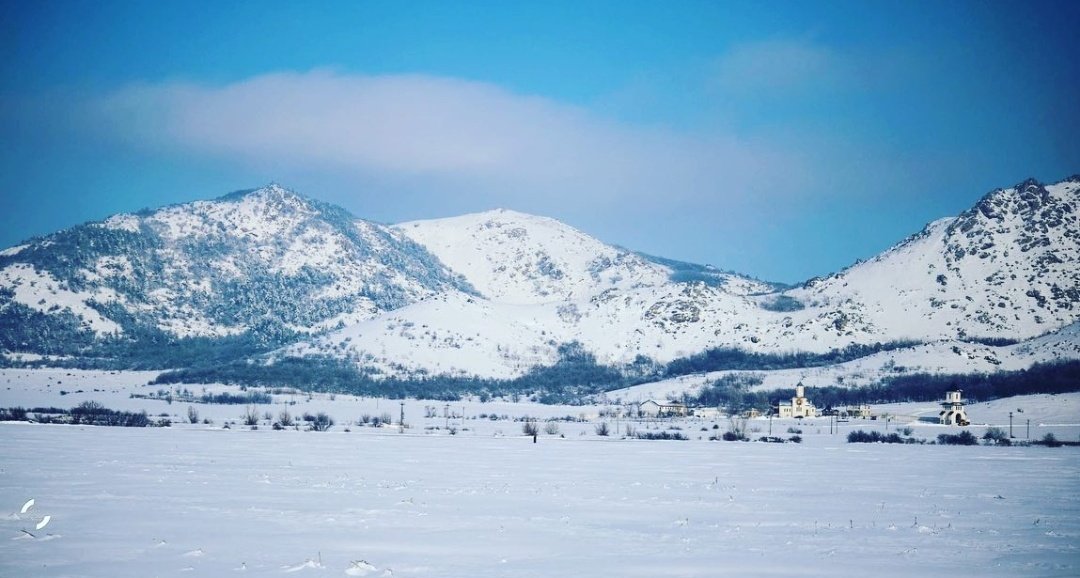 Travel_2Romania's tweet photo. Munții Măcin, la sfârşit de ianuarie ⛰️#Macin #Dobrogea #Romania
📷dstaicu35
#TraveltoRomania https://t.co/hxyaPSOJfa