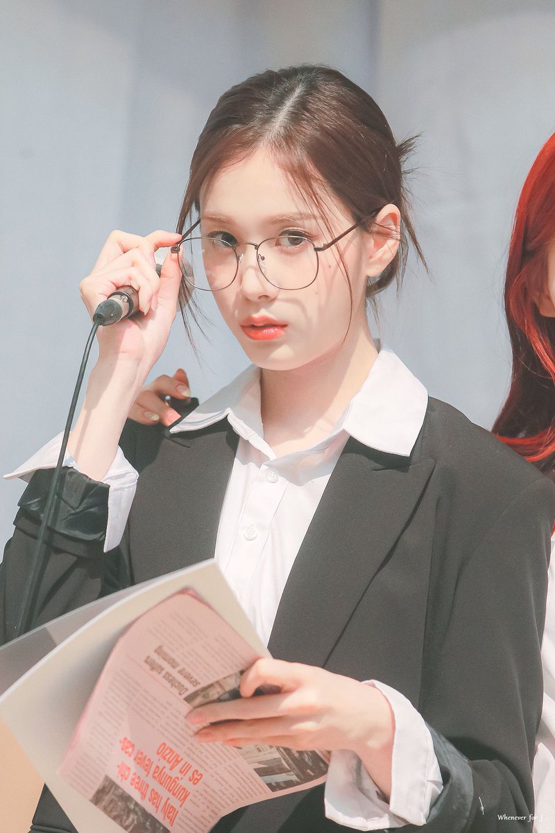 JYLOOKS's tweet photo. obviously 🤭

#J #STAYC #재이 #스테이씨 https://t.co/iM7WM5JlnM