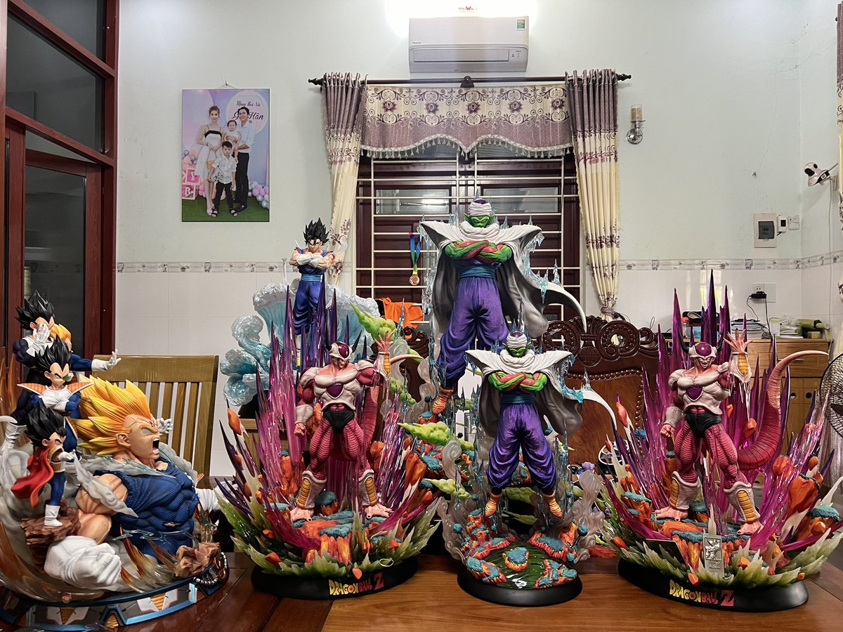 cryptobtc1M's tweet image. Chịu khó tí sắp xếp lại tốn tí mồ hôi nhưng mà nhìn sướng quá sướng.
#figure #dragonball #mohinh #giaitri