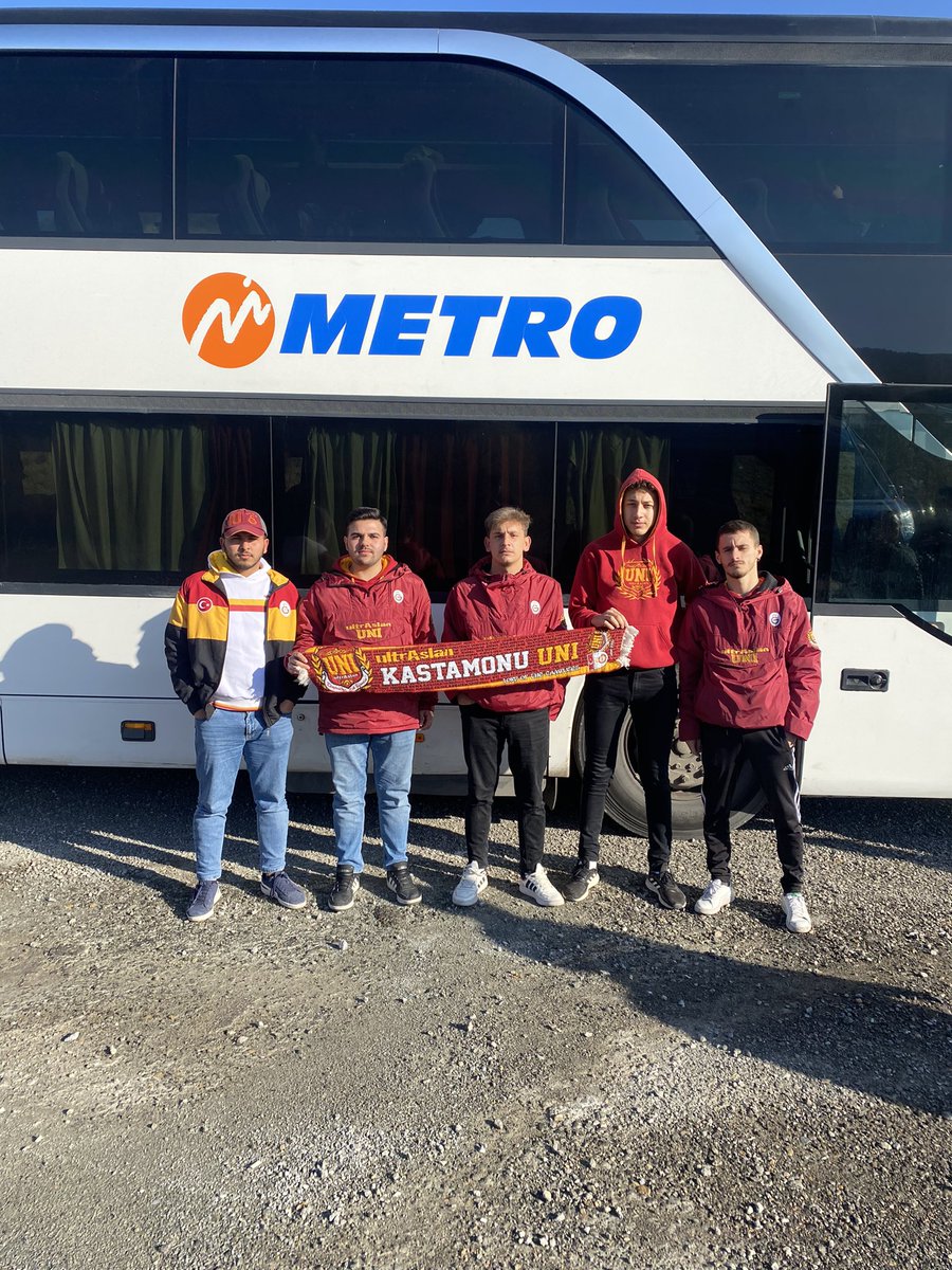 uAUNIKastamonu's tweet photo. GALATASARAY’ımızı erkek voleybol deplasmanında yalnız bırakmamak için Ankara yolundayız.
#ultrAslanUNI https://t.co/e4iyf3QyNM