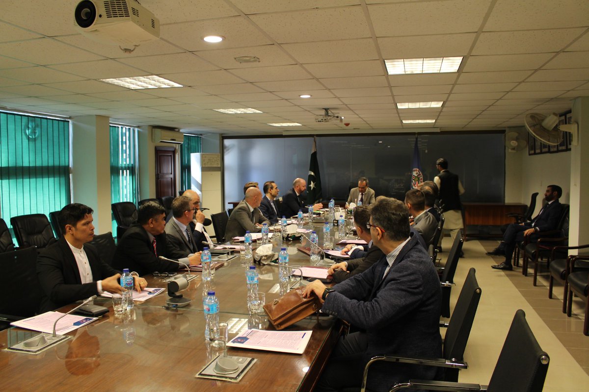 [1/2]National Police Bureau, Islamabad hosted a delegation from FLEC (Foreign Law Enforcement Community). DG Dr.Ehsan Sadiq briefed the delegation regarding the history, mandate, functions and new initiatives undertaken by the Bureau. #GlobalSecurity #FLEC #Collaboration"