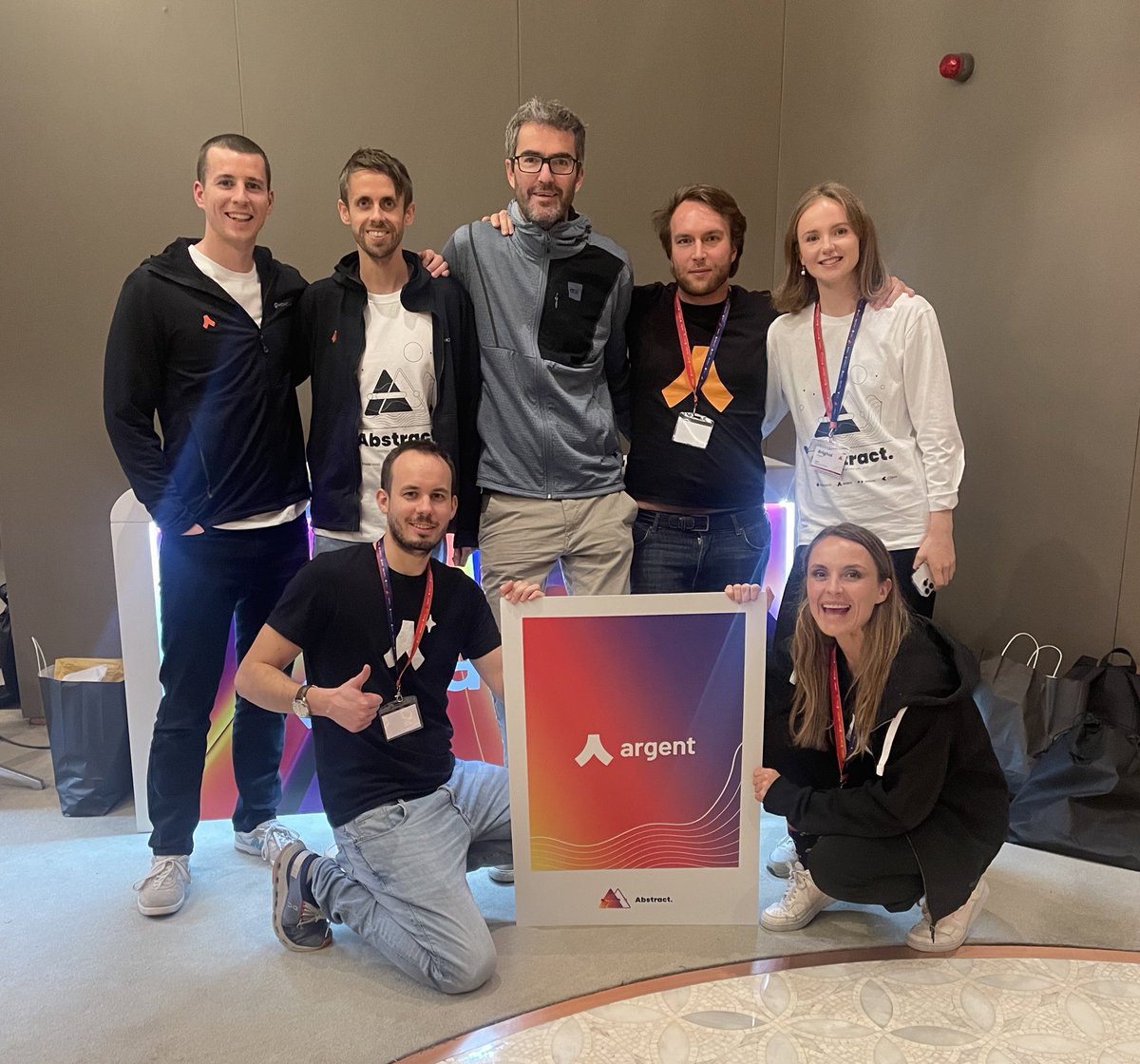 lexinweb3's tweet image. The amazing team (&amp;amp; many more) behind Abstract 🥹

#DevConnect2023 #DevconnectIST