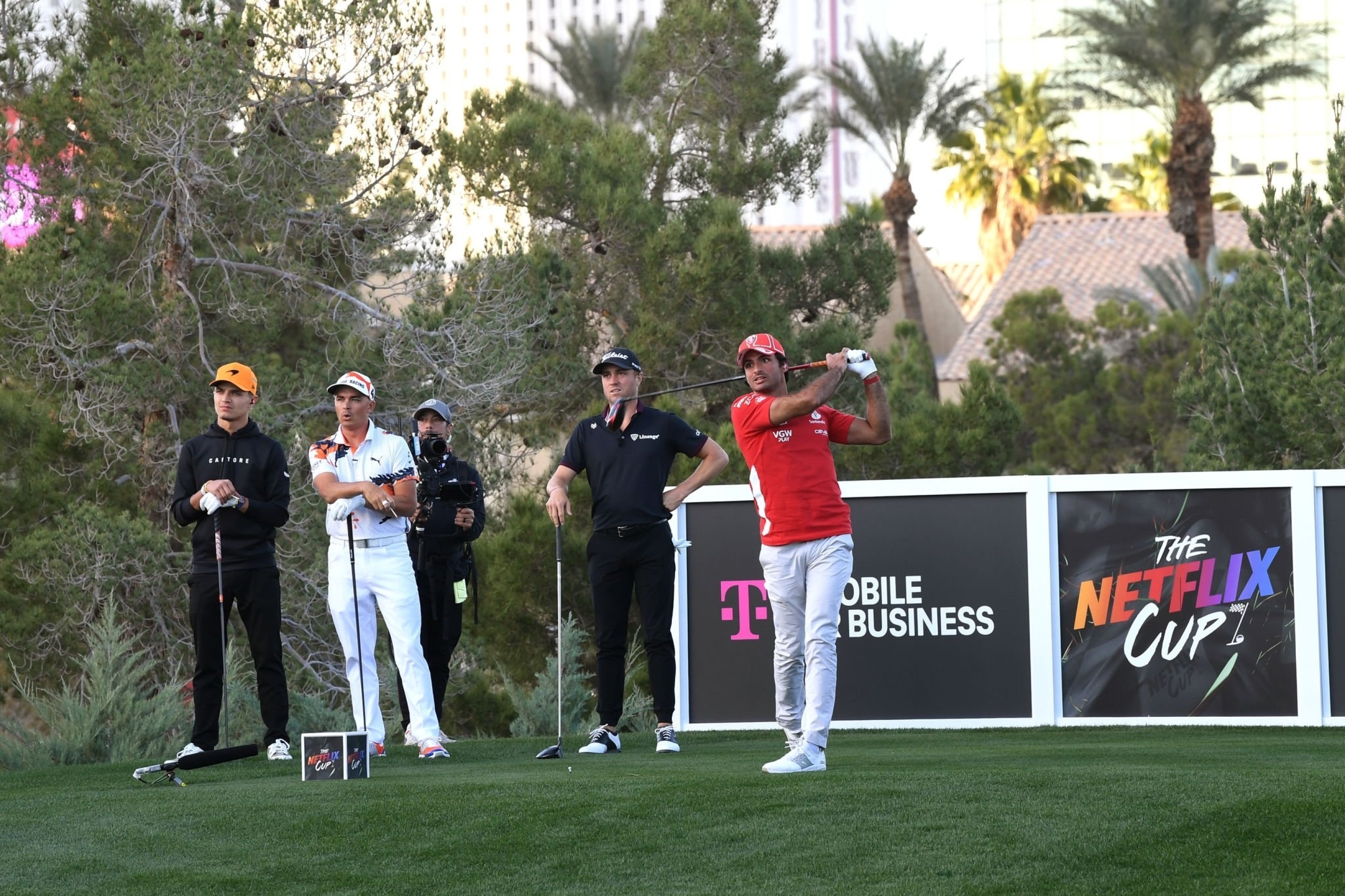 Carlos Sainz and Justin Thomas are first winners of Netflix Cup