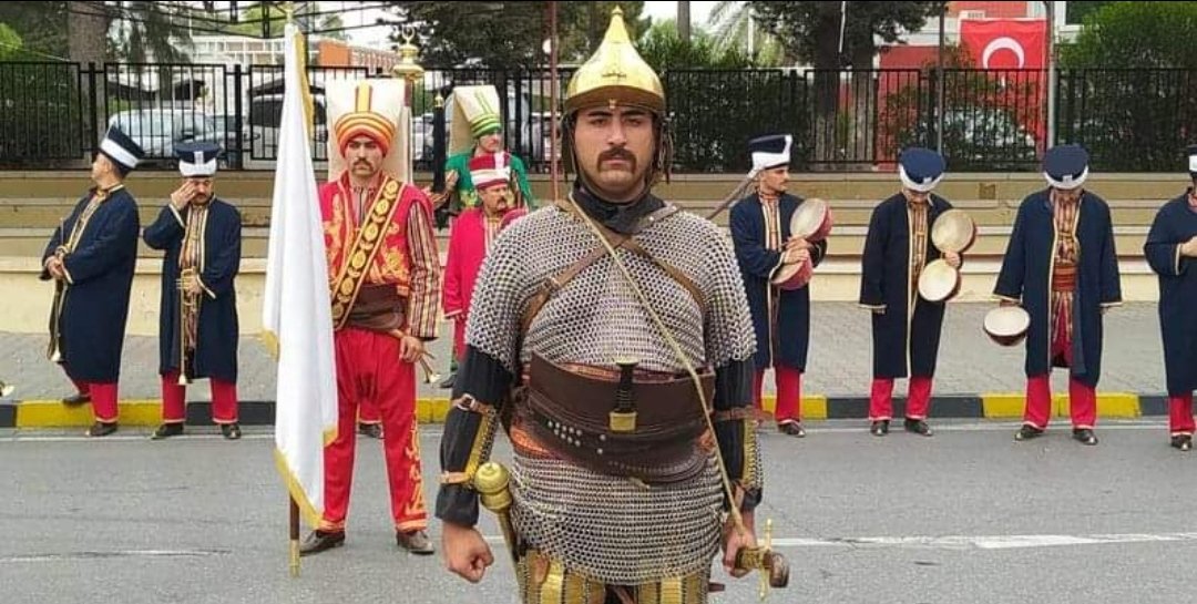 Akıl fikir dilerim hepinize.. yahu ne alaka?