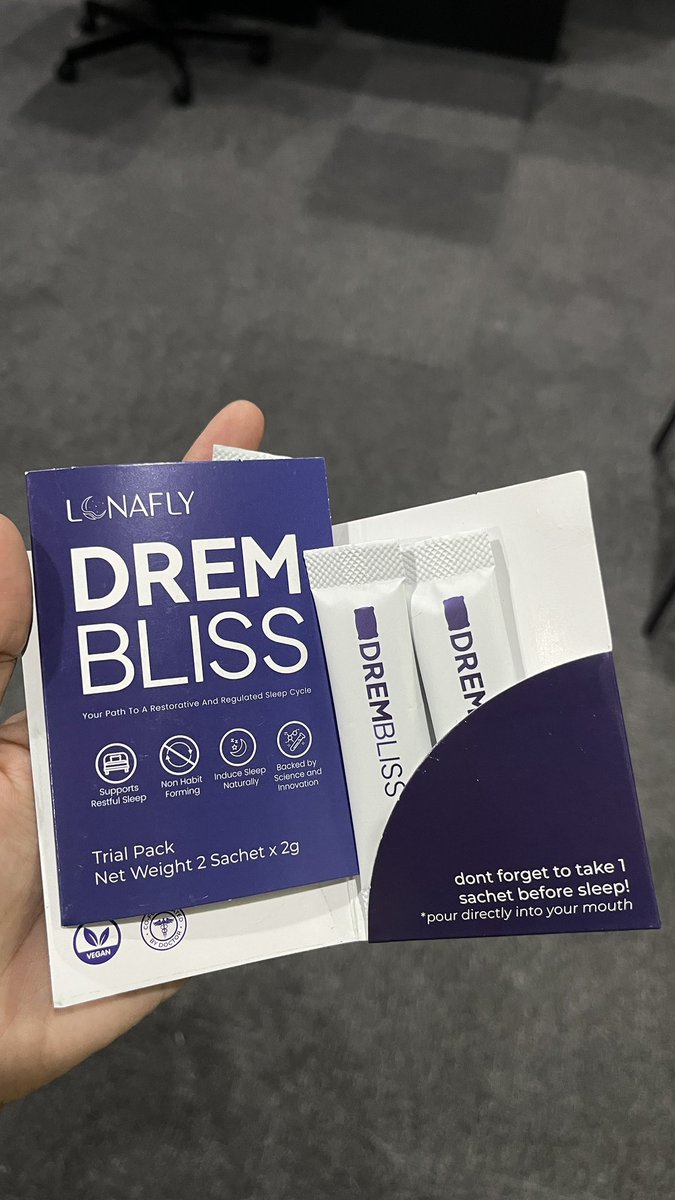 hellolunafly's tweet photo. Kalau dah cuba macam macam tapi still susah nak tidur/dapat tidur yang cukup, you can try Drembliss.

Non-habit forming &amp; natural ingredients. Say goodbye to sleepless nights and groggy mornings!

🛒 https://t.co/PTxL1kzPb8 https://t.co/6WnsONpLYH