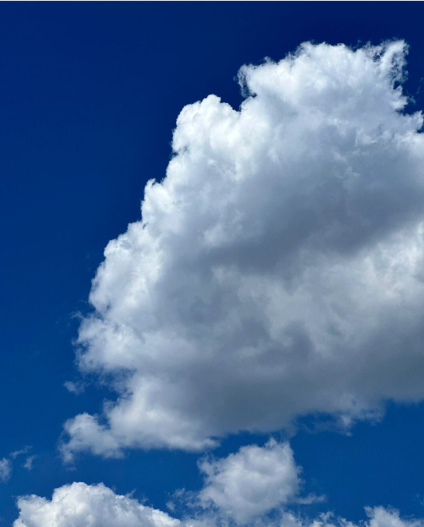 ziddigirlvid_'s tweet photo. Today's clouds are like marshmallows🥰😊 https://t.co/XAdeKJrdlg