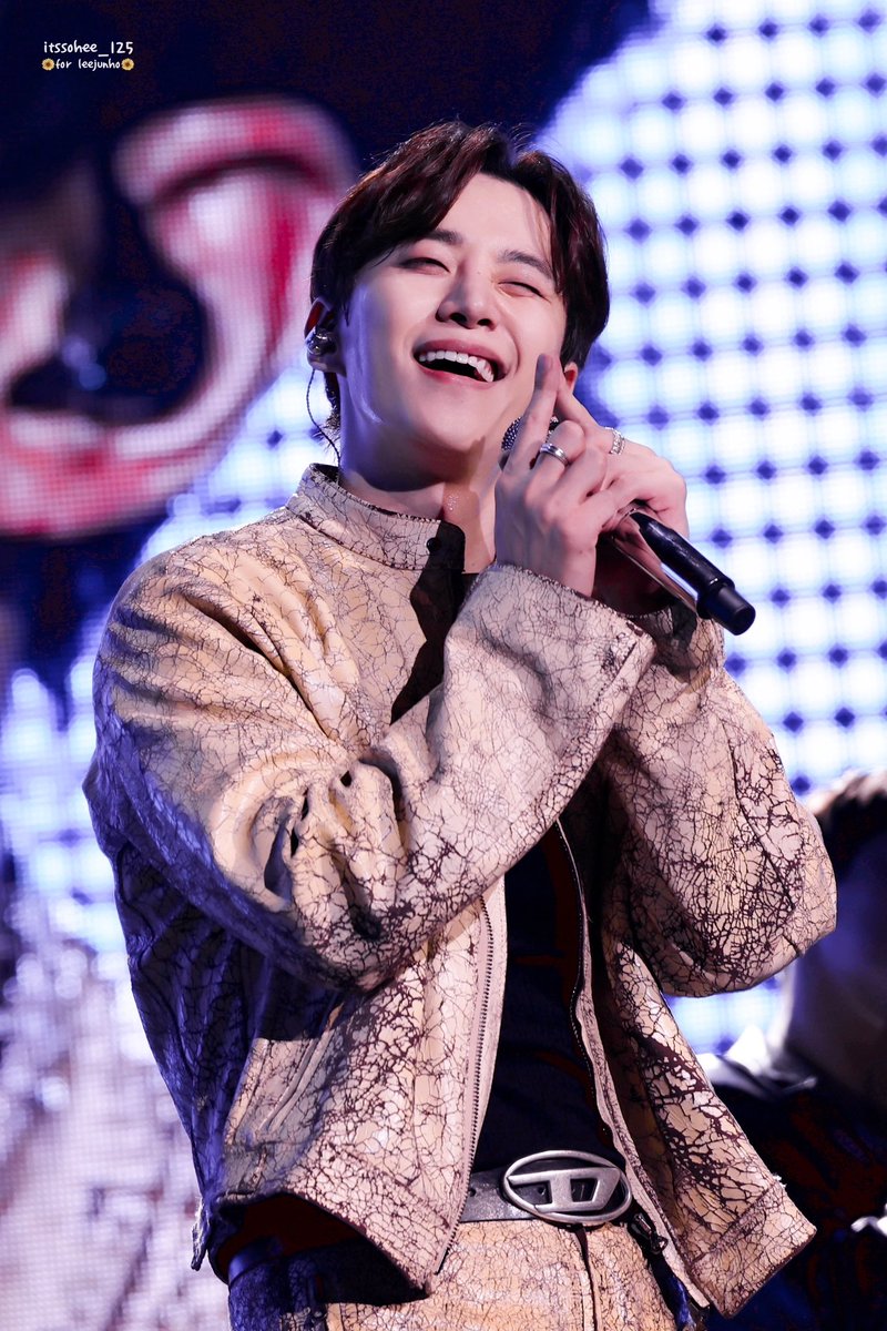 20231111
JUNHO THE MOMENT 2023 in MANILA
-
너무 이뻐.. 진짜 이뻐 ...
입이 아프도록 얘기해도 모지라 ..... 😘
-
#이준호 #LEEJUNHO #ジュノ #준더모 #JUNHO_THE_MOMENT