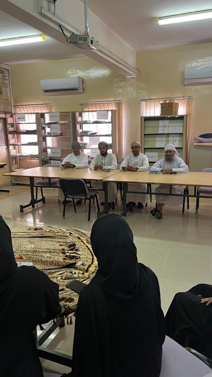 مدرسة الظفرات للصفوف (1-12) tweet media