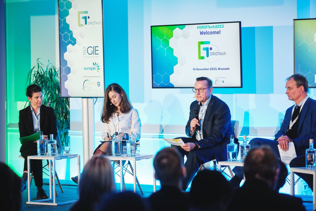 "We must ramp up the European #hydrogen market quickly and efficiently. Regulatory certainty is a key element to accelerate investments. We need this certainty now." 
Ralph Bahke, GIE Board joined #GRIDTech2023 to discuss Future-proofed infra for #renewable &amp; low-carbon gases.
