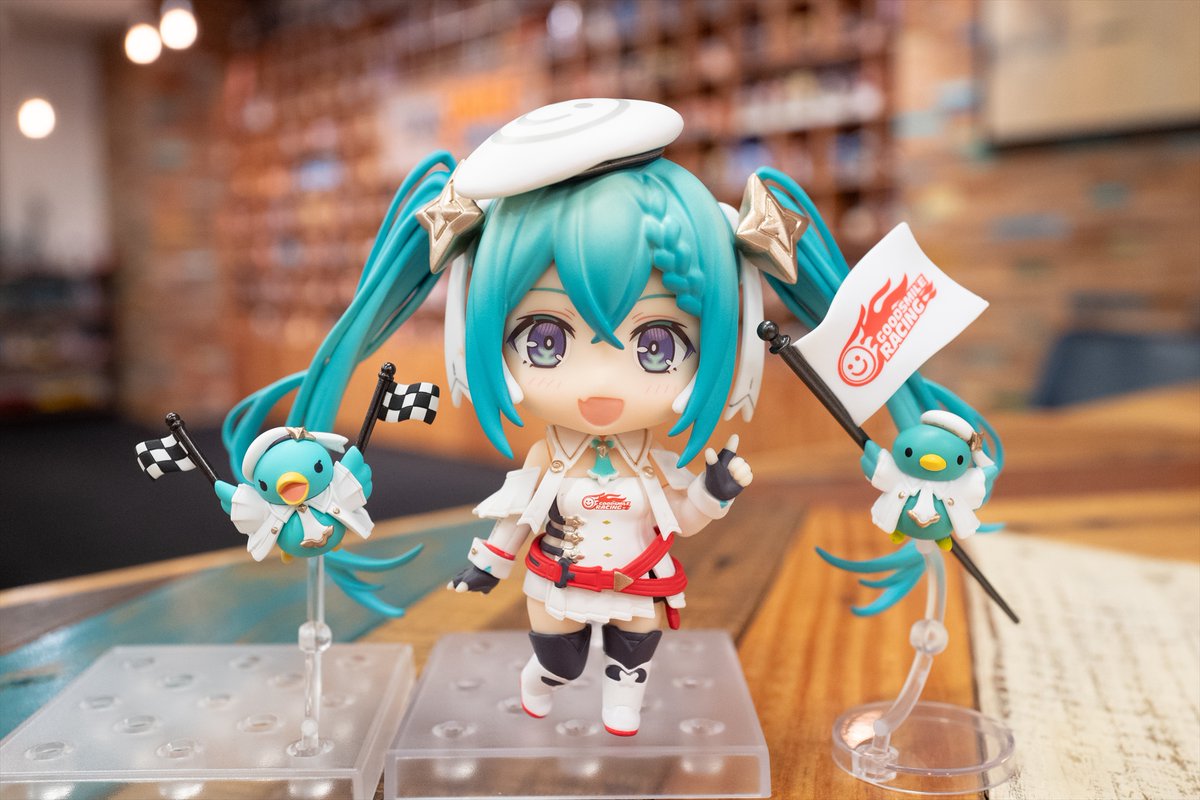 レーシングミク 2023Ver.のfigmaとねんどろいど、どちらも購入すると 
