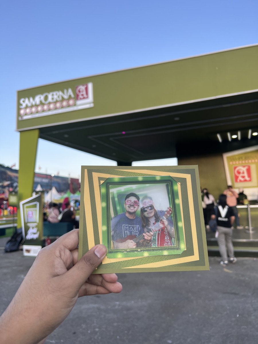 IyossWazzo's tweet image. Jangan kecewa untuk mereka yang pergi, tapi syukuri untuk mereka yang tinggal…

#quotes #bigbang #sampoerna #LoveIsrael #SavePalestine #rokok #gadiskretek